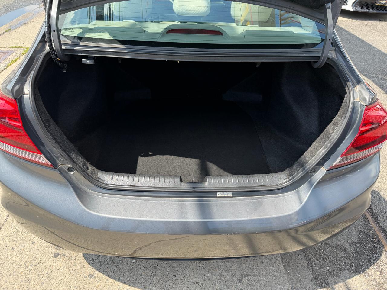 Honda Civic LX Sedan 5-Speed AT 2013
