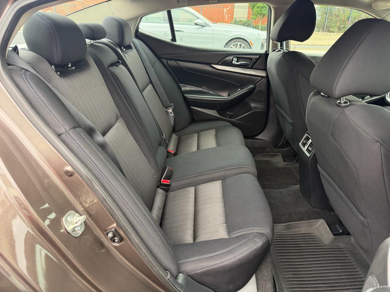 Nissan Maxima 3.5 S 2016