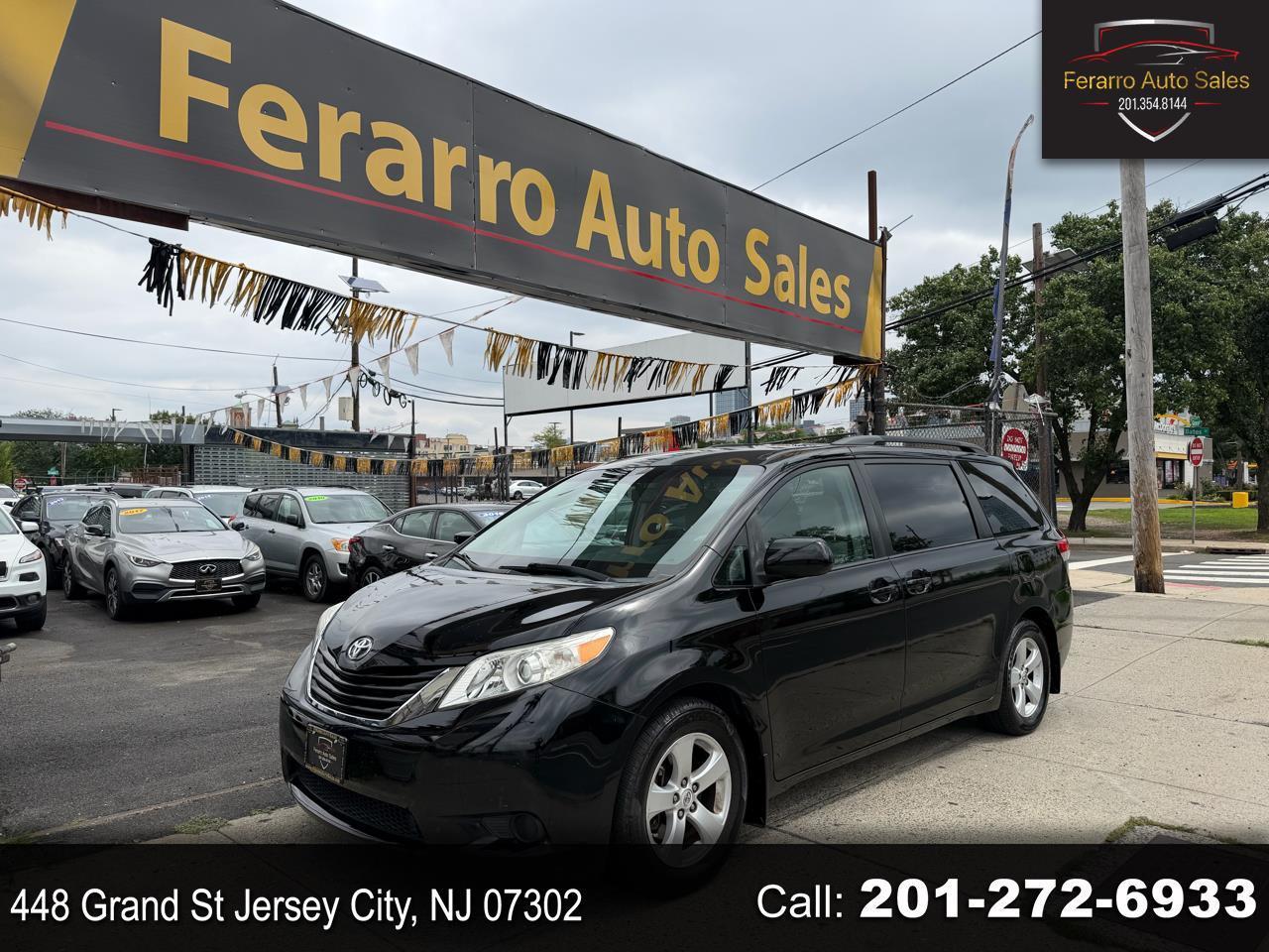 Toyota Sienna LE FWD 8-Passenger V6 2014