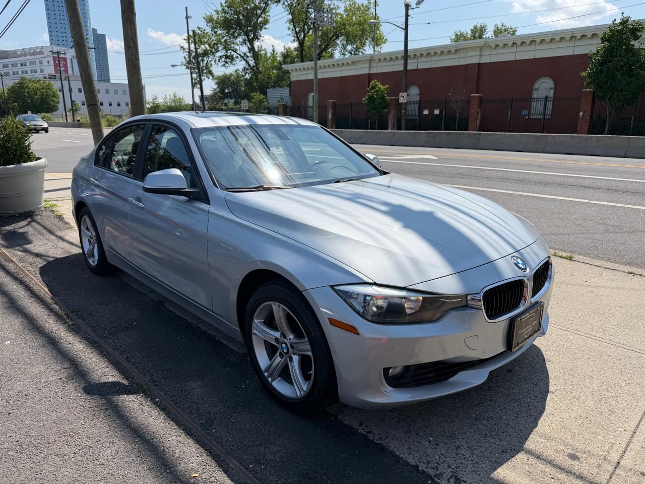 BMW 3-Series 328i xDrive Sedan 2015
