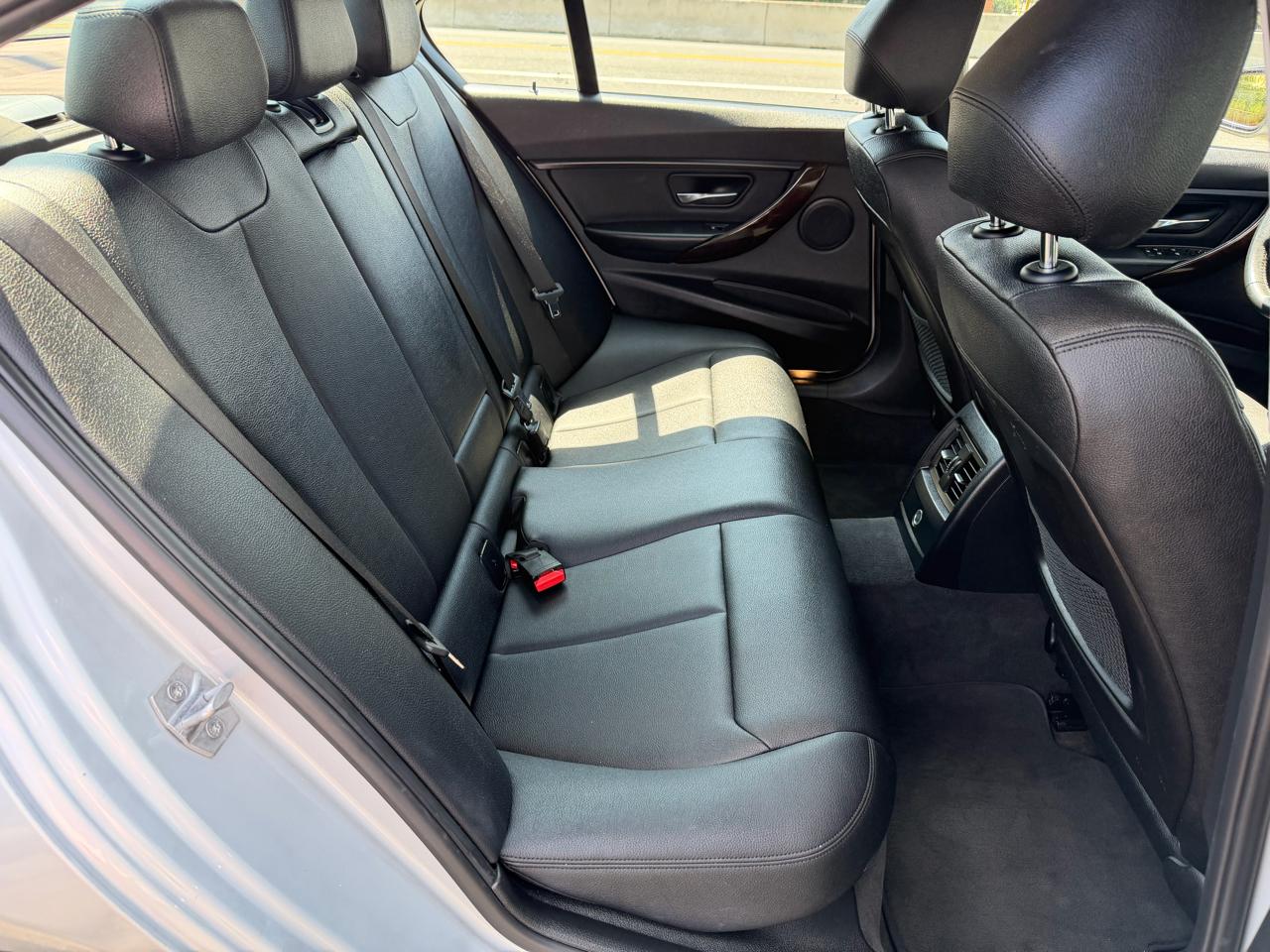 BMW 3-Series 328i xDrive Sedan 2015