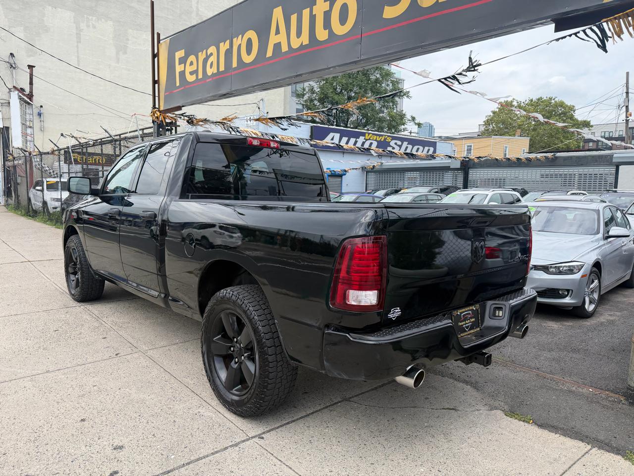 RAM 1500 Tradesman Quad Cab 4WD 2014