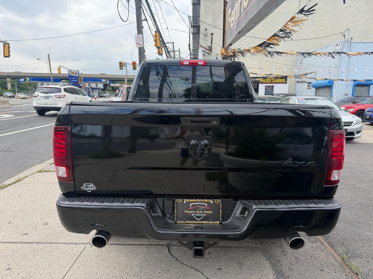 RAM 1500 Tradesman Quad Cab 4WD 2014