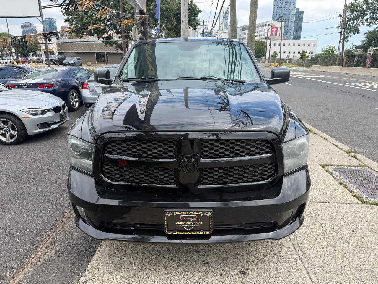 RAM 1500 Tradesman Quad Cab 4WD 2014