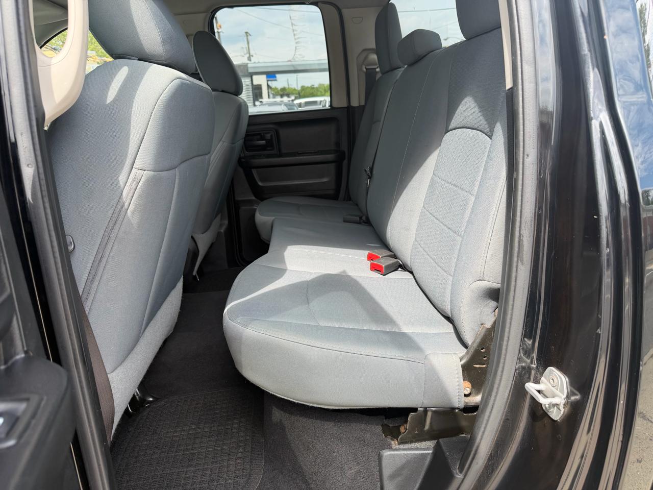 RAM 1500 Tradesman Quad Cab 4WD 2014