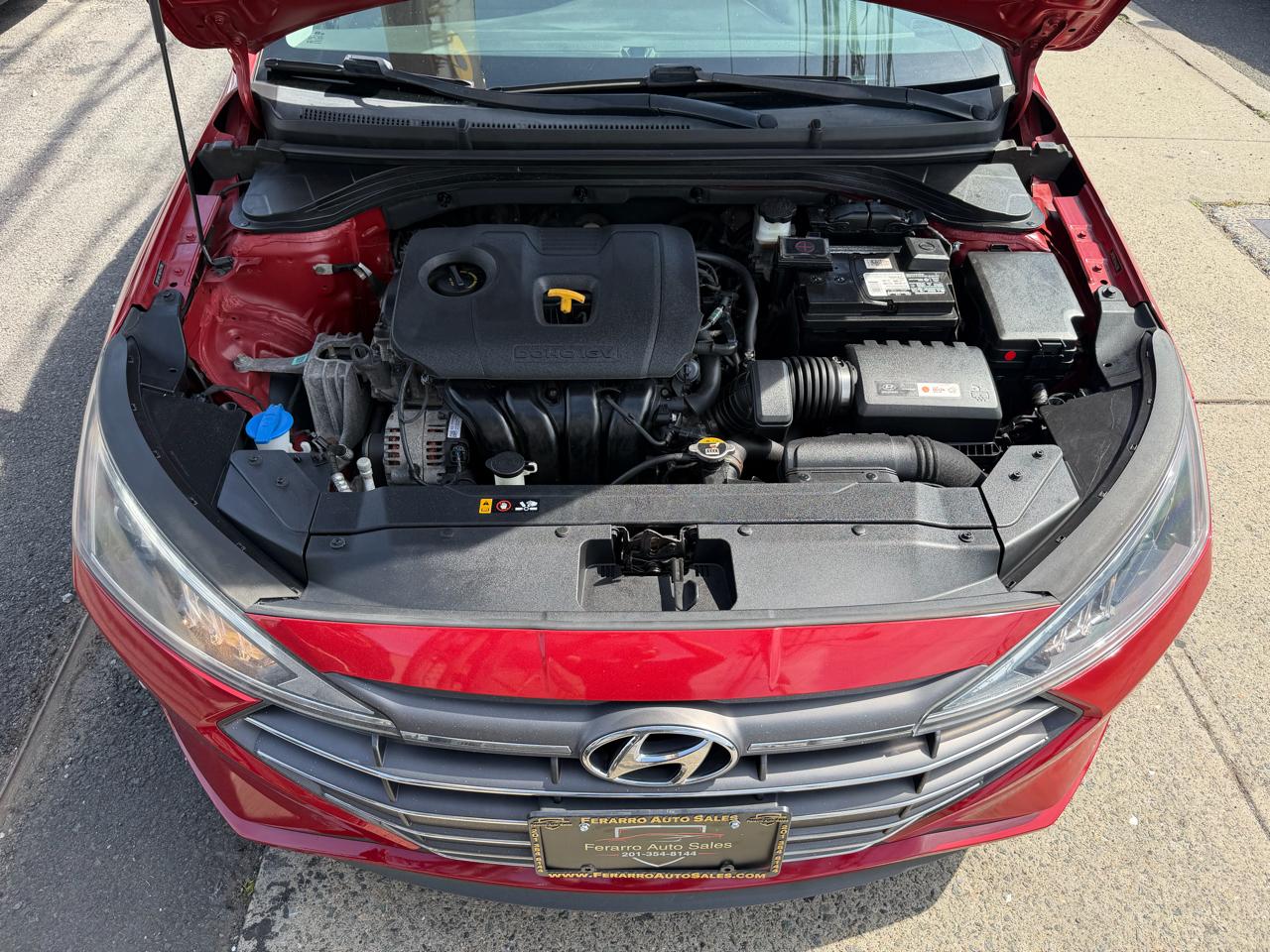 Hyundai Elantra photo 26