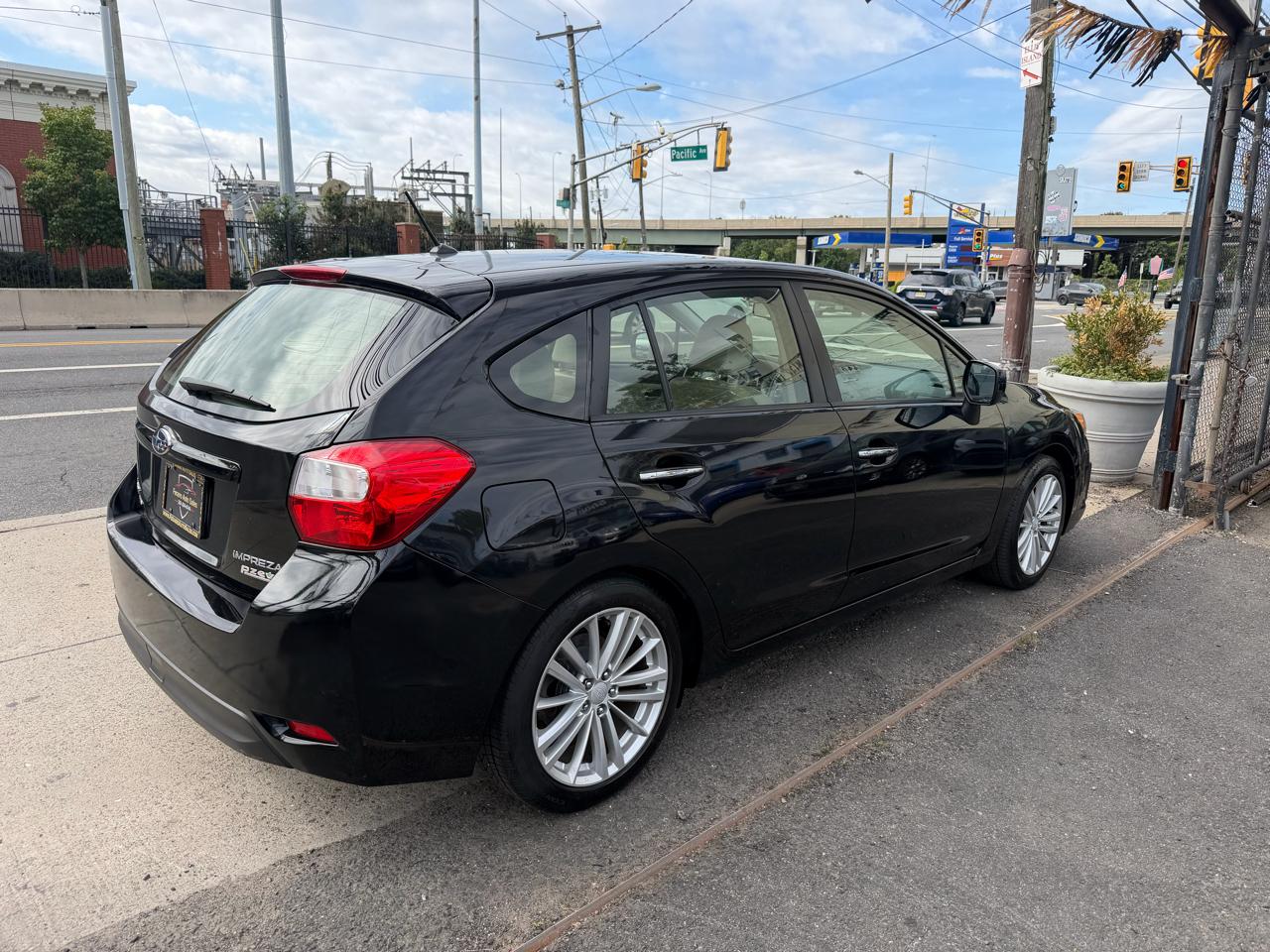 Subaru Impreza photo 5