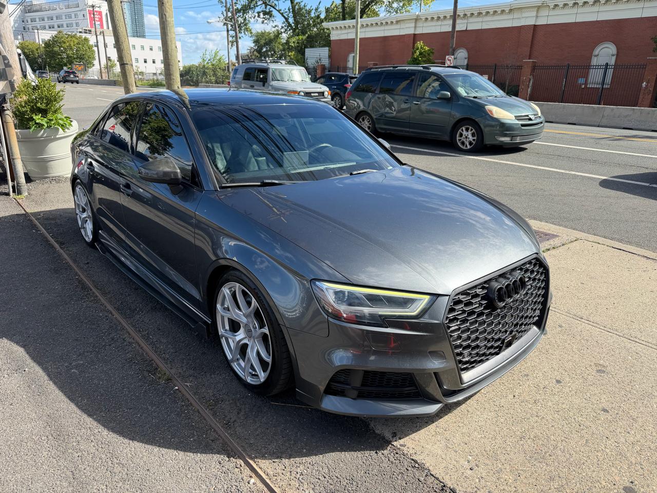 Audi S3 2.0T Premium Plus quattro 2017
