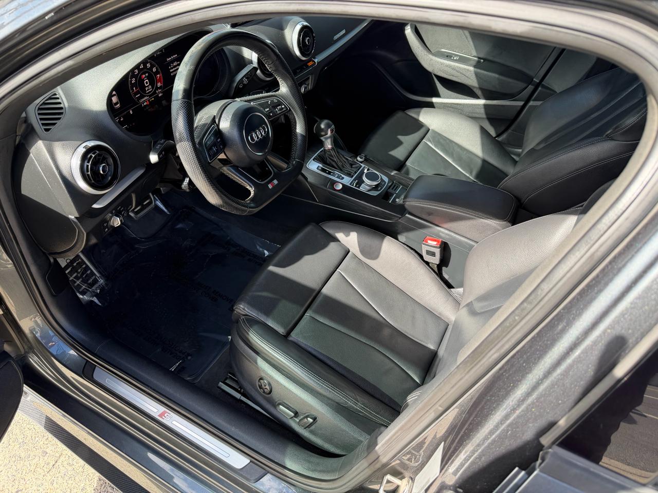 Audi S3 2.0T Premium Plus quattro 2017