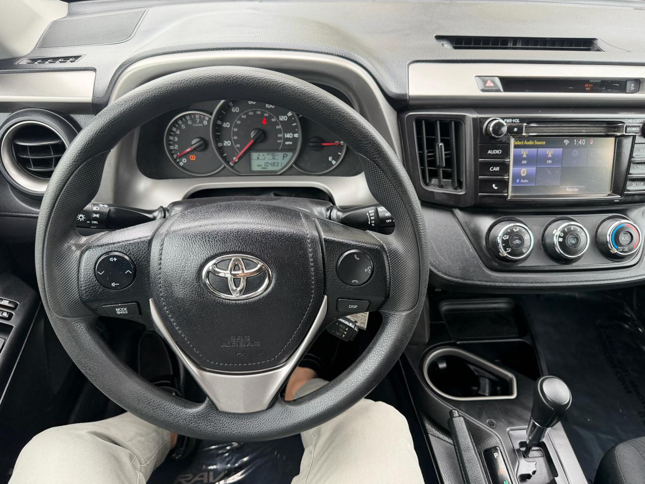 Toyota RAV4 LE AWD 2016