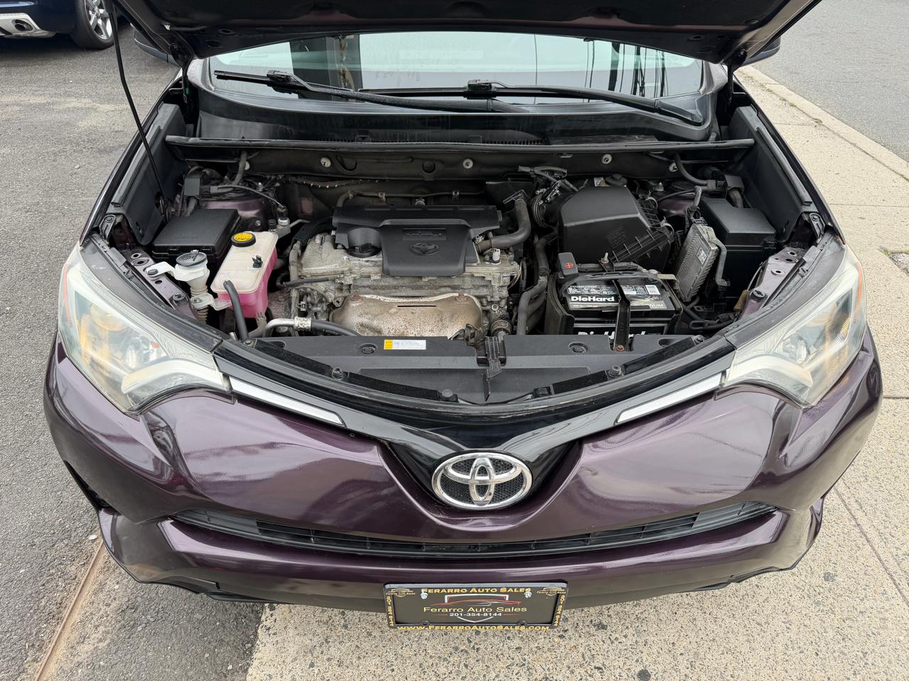 Toyota RAV4 LE AWD 2016