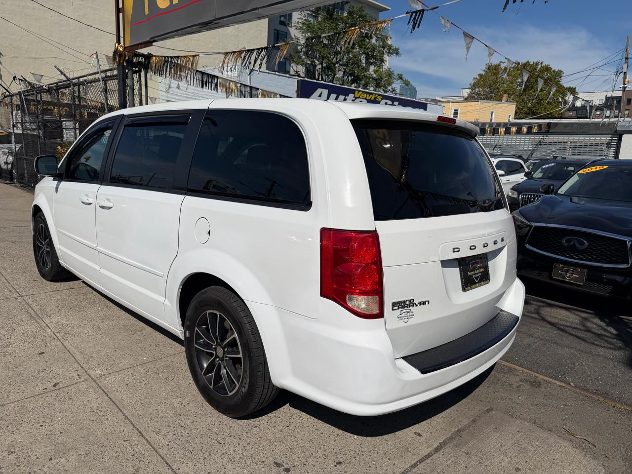 Dodge Grand Caravan SE 2016