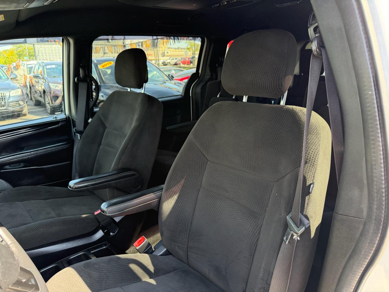 Dodge Grand Caravan SE 2016