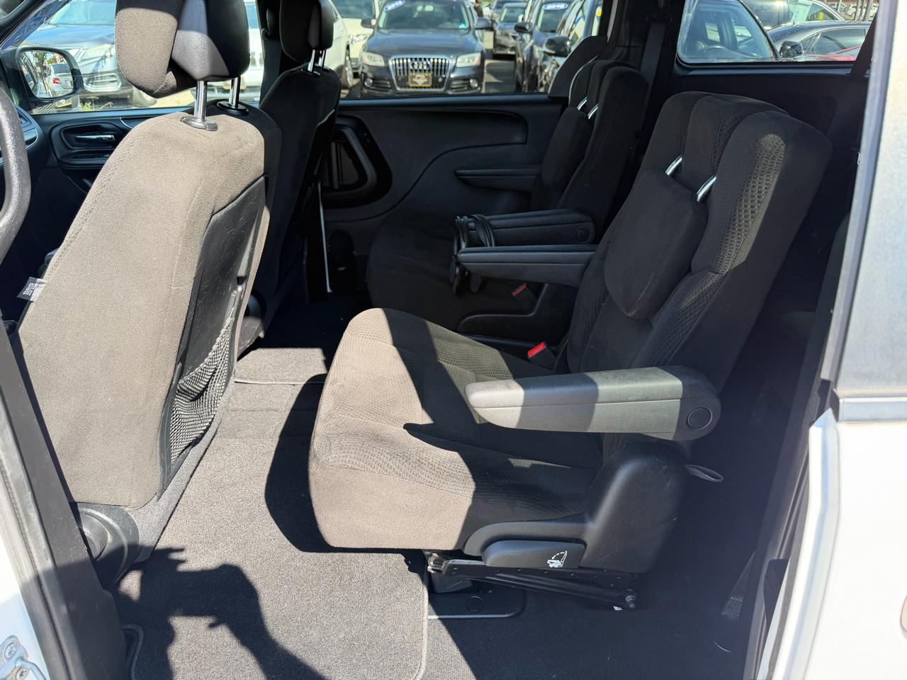 Dodge Grand Caravan SE 2016