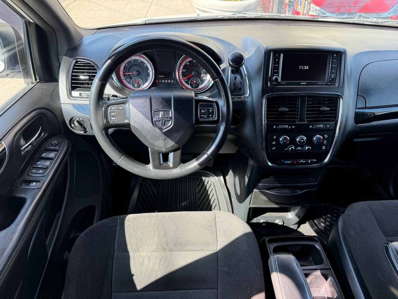 Dodge Grand Caravan SE 2016