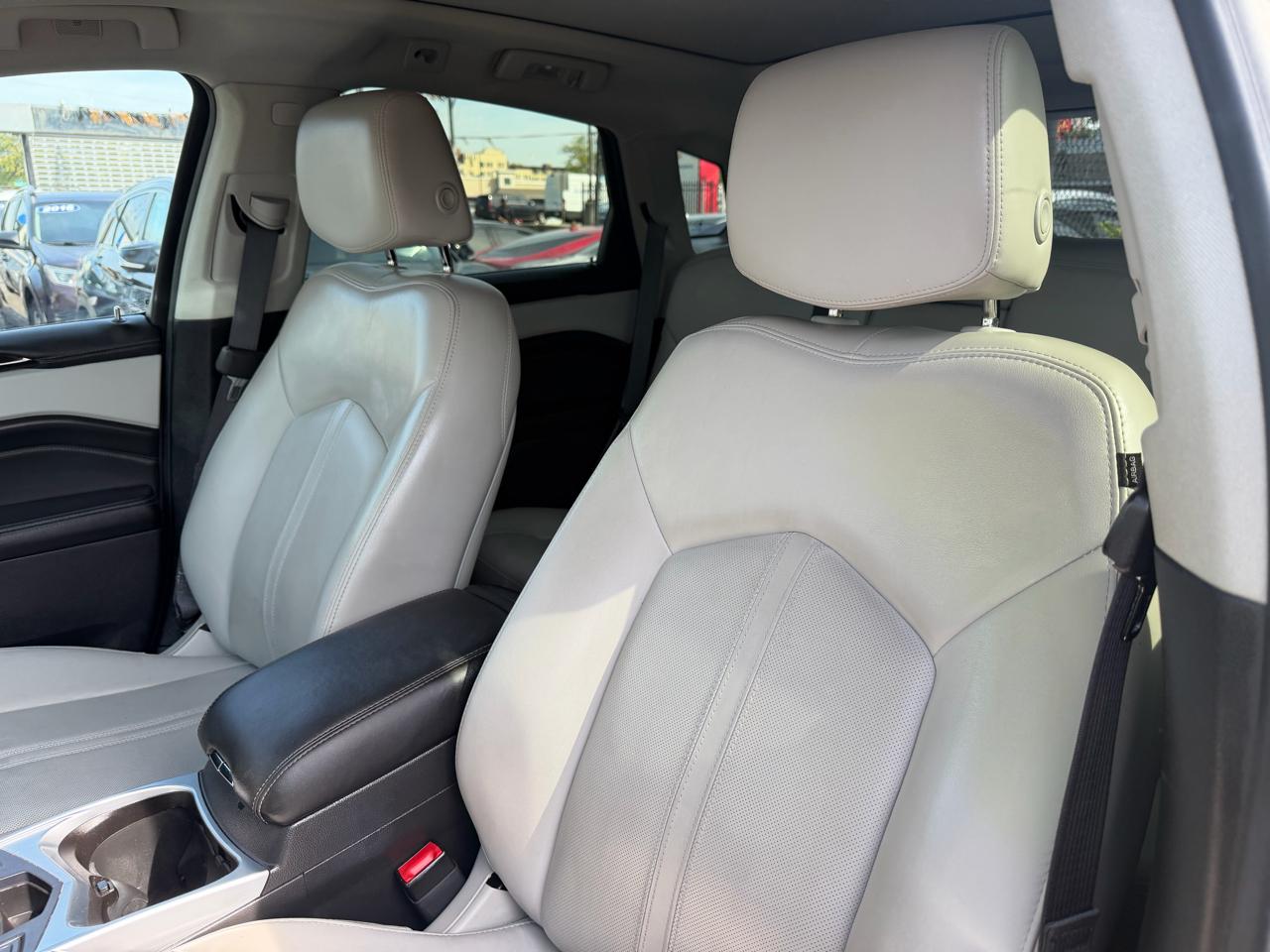Cadillac SRX Luxury Collection AWD 2015