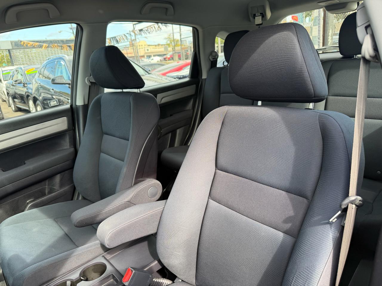 Honda CR-V LX 4WD 5-Speed AT 2011