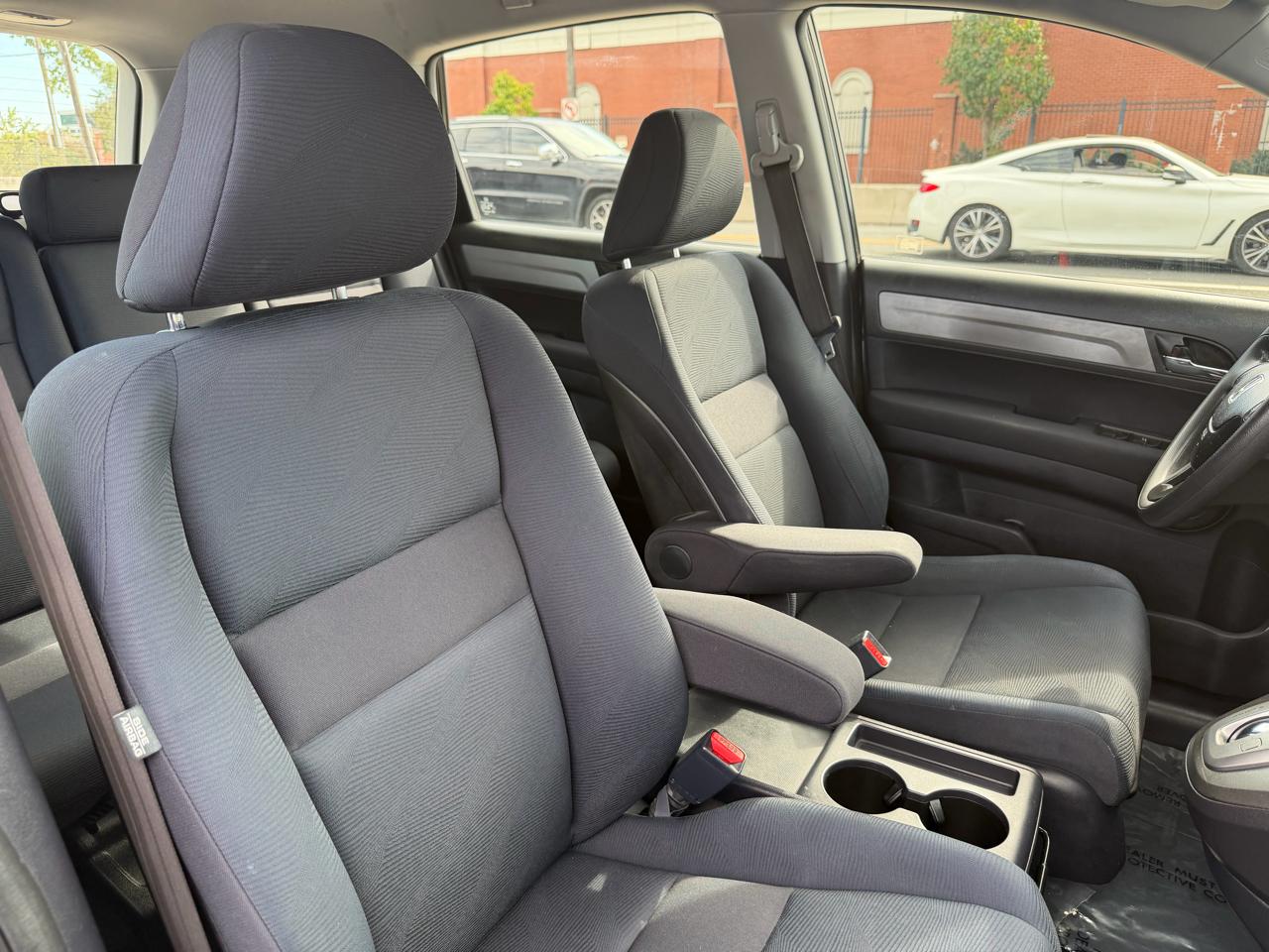 Honda CR-V LX 4WD 5-Speed AT 2011