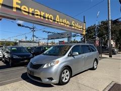 2011 Toyota Sienna 