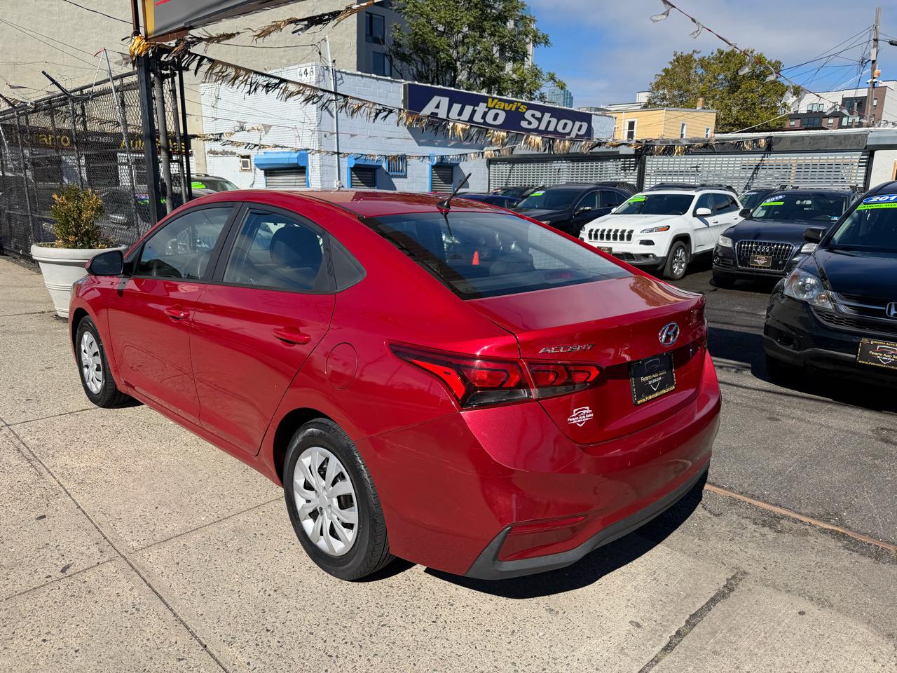 Hyundai Accent SEL 4-Door 6A 2019
