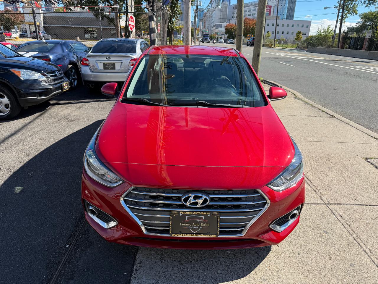 Hyundai Accent SEL 4-Door 6A 2019