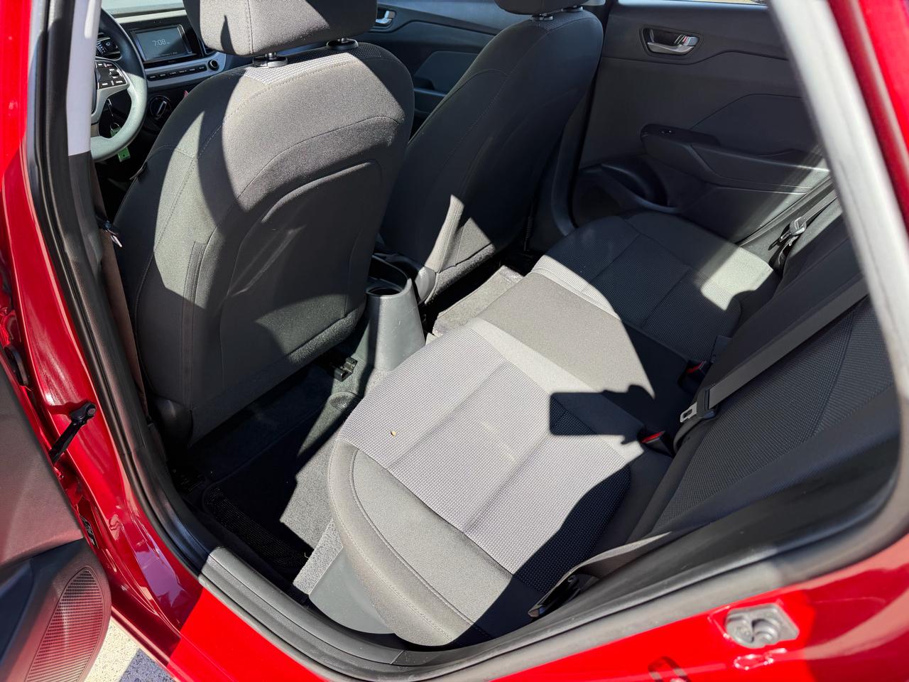 Hyundai Accent SEL 4-Door 6A 2019
