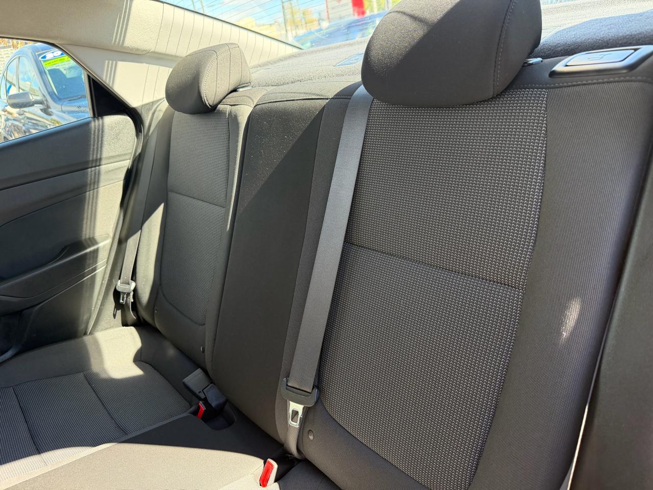 Hyundai Accent SEL 4-Door 6A 2019