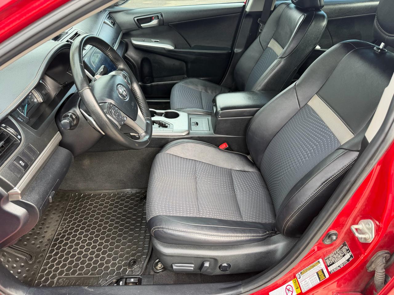 Toyota Camry SE 4D Sedan 2013