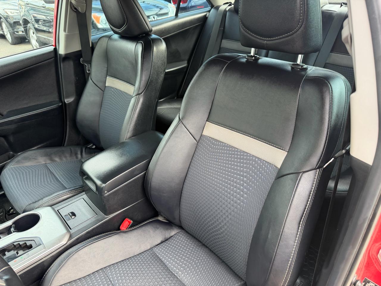 Toyota Camry SE 4D Sedan 2013