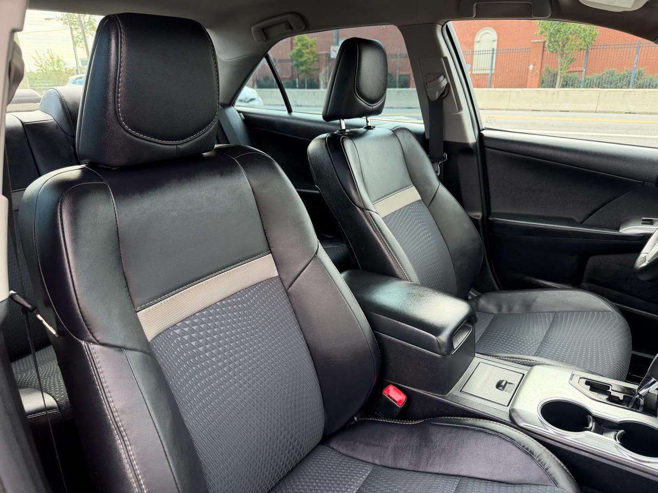 Toyota Camry SE 4D Sedan 2013