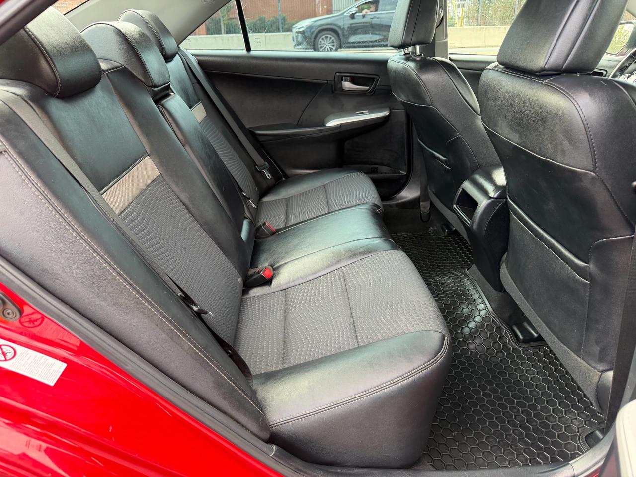Toyota Camry SE 4D Sedan 2013