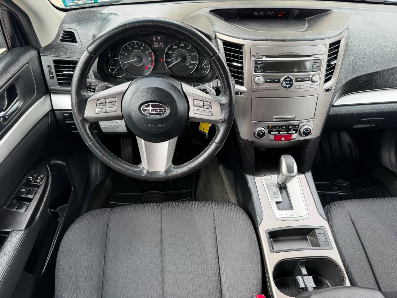 Subaru Outback 2.5i Premium 2011
