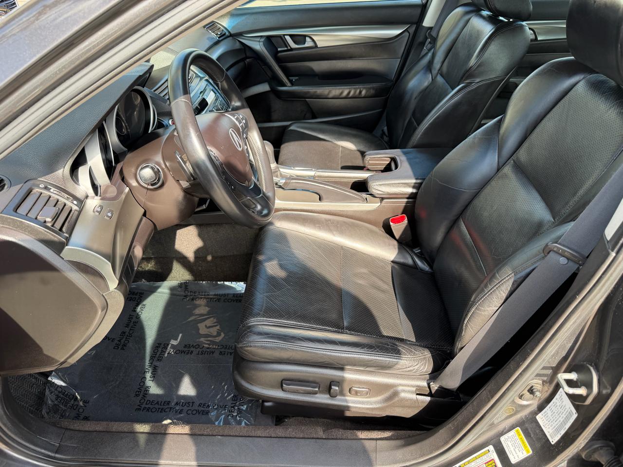 Acura TL 5-Speed AT with Tech Package 2009