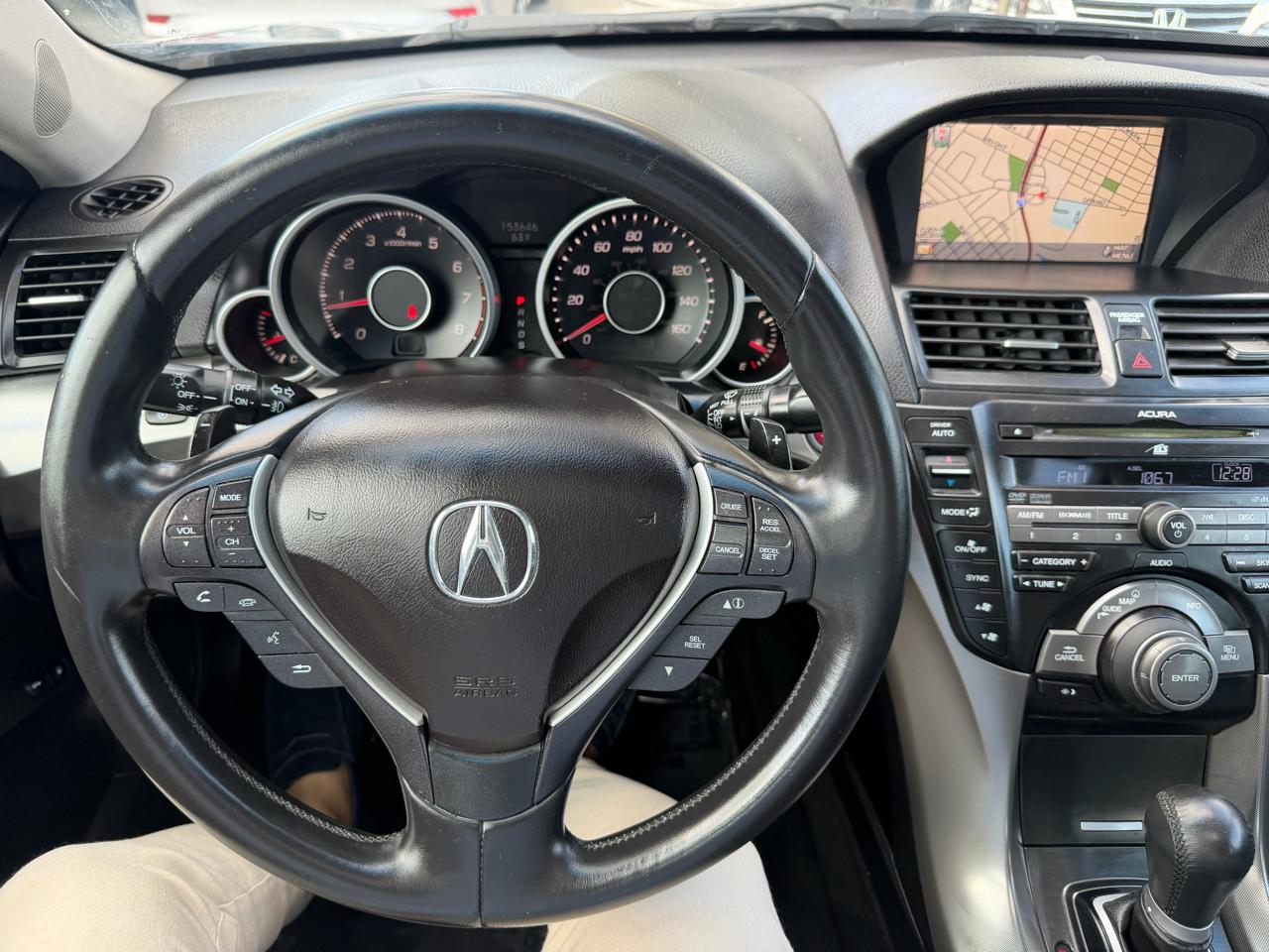 Acura TL 5-Speed AT with Tech Package 2009