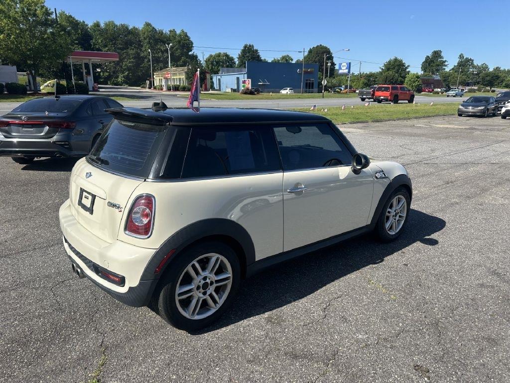 MINI Cooper S 2011