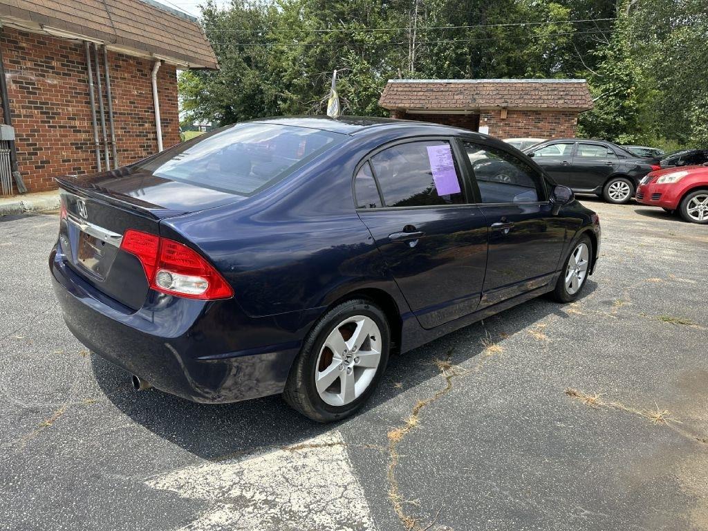 Honda Civic LX-S Sedan 5-Speed AT 2010