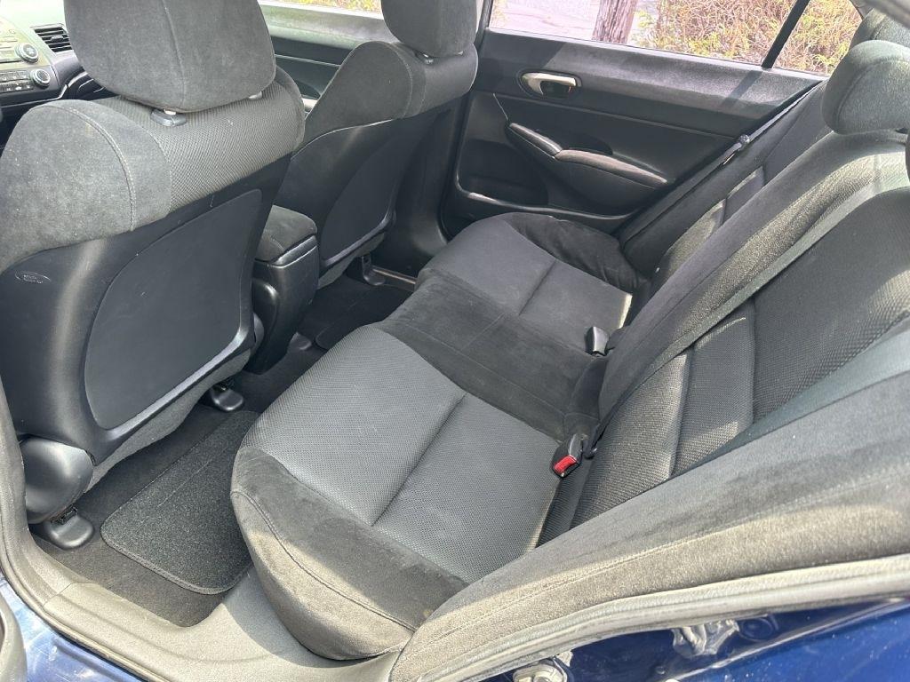 Honda Civic LX-S Sedan 5-Speed AT 2010