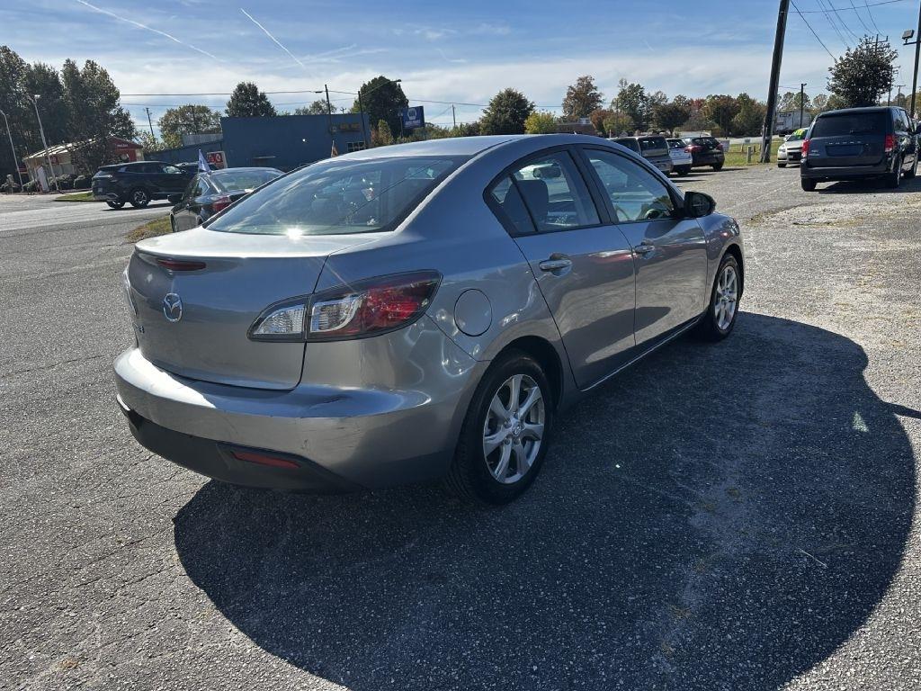 Mazda MAZDA3 i Touring 4-door 2011