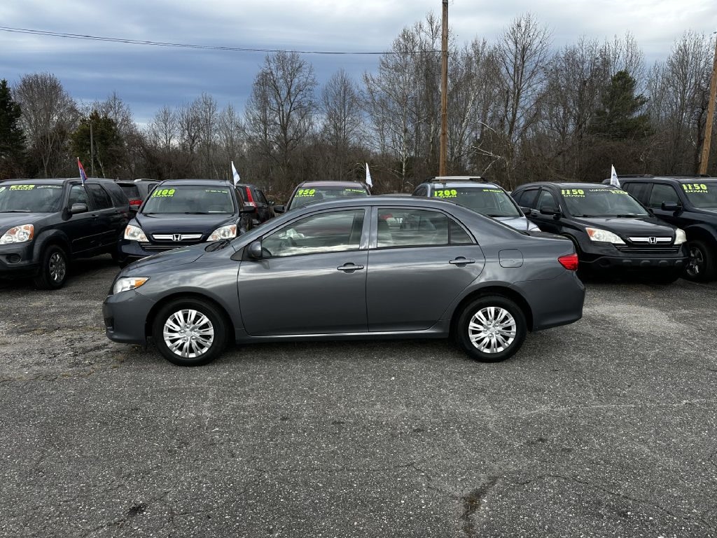 Toyota Corolla LE 4-Speed AT 2010
