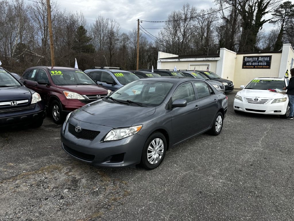 Toyota Corolla LE 4-Speed AT 2010