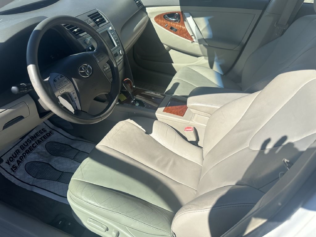 Toyota Camry XLE V6 2008