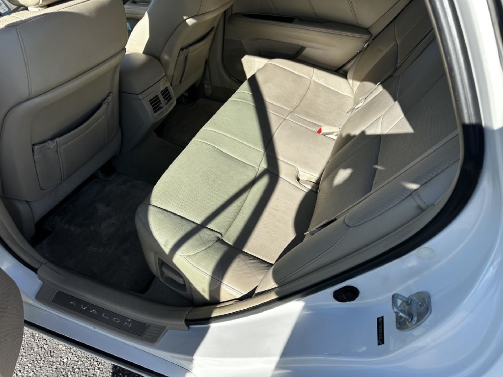 Toyota Avalon Limited 2010