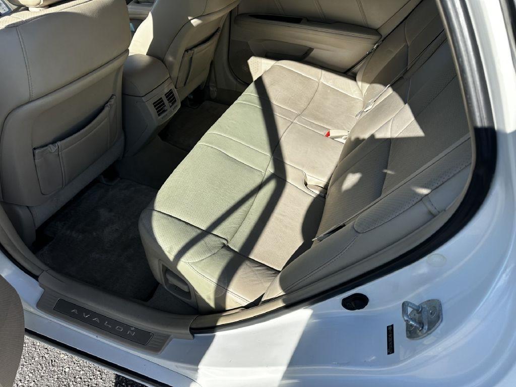 Toyota Avalon Limited 2010