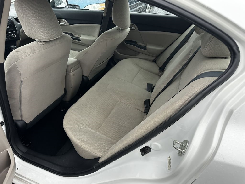 Honda Civic LX Sedan 5-Speed AT 2013