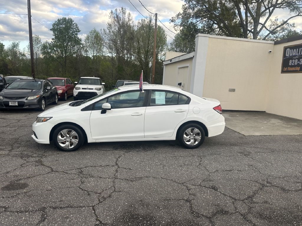 Honda Civic LX Sedan 5-Speed MT 2014