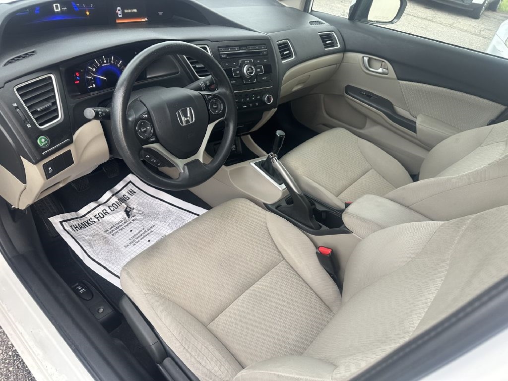 Honda Civic LX Sedan 5-Speed MT 2014