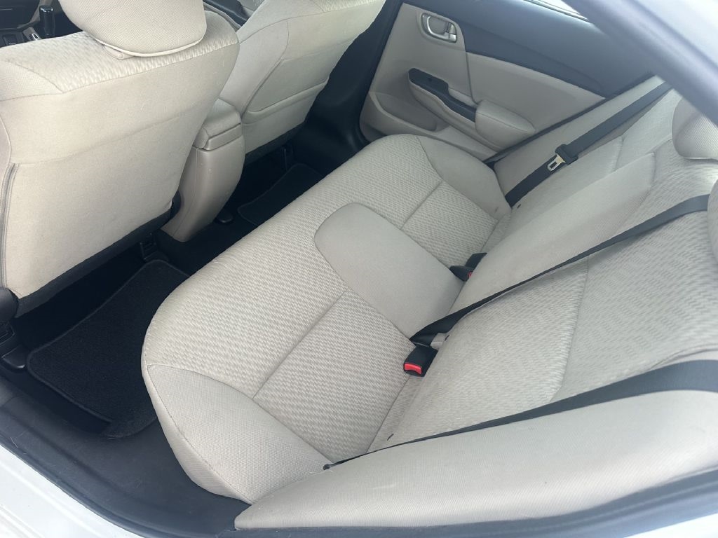 Honda Civic LX Sedan 5-Speed MT 2014