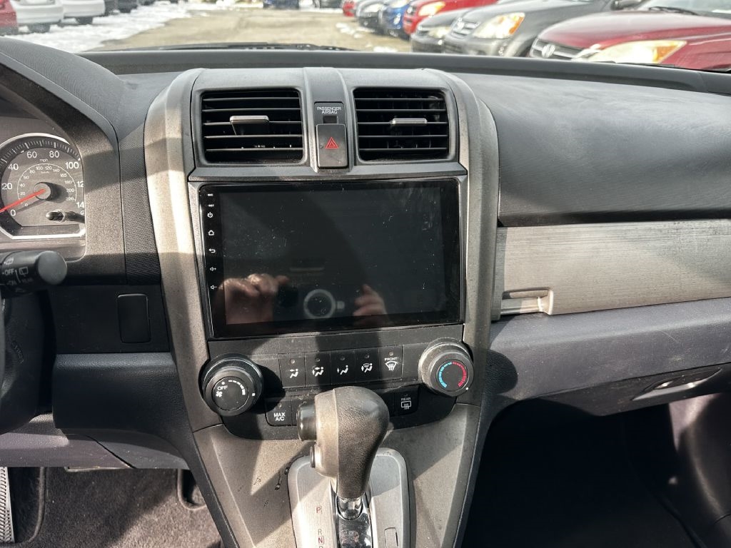 Honda CR-V LX 2WD 5-Speed AT 2011