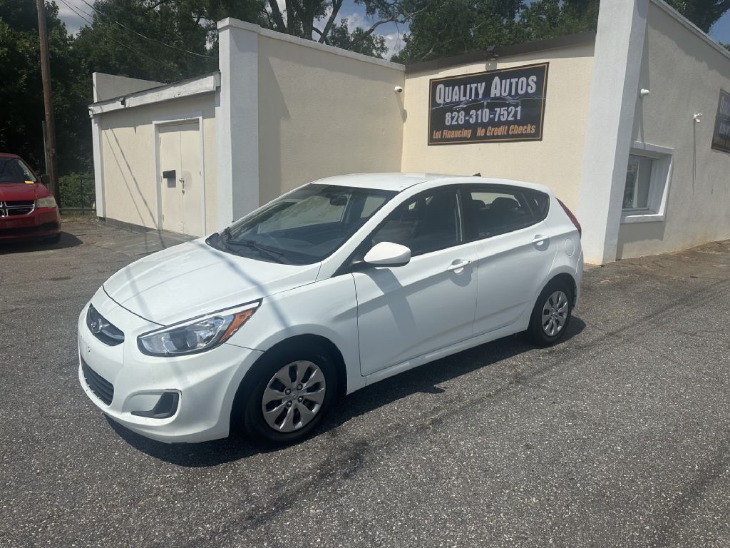 Hyundai Accent SE 5-Door 6A 2016