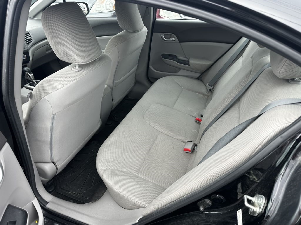 Honda Civic LX Sedan 5-Speed AT 2012